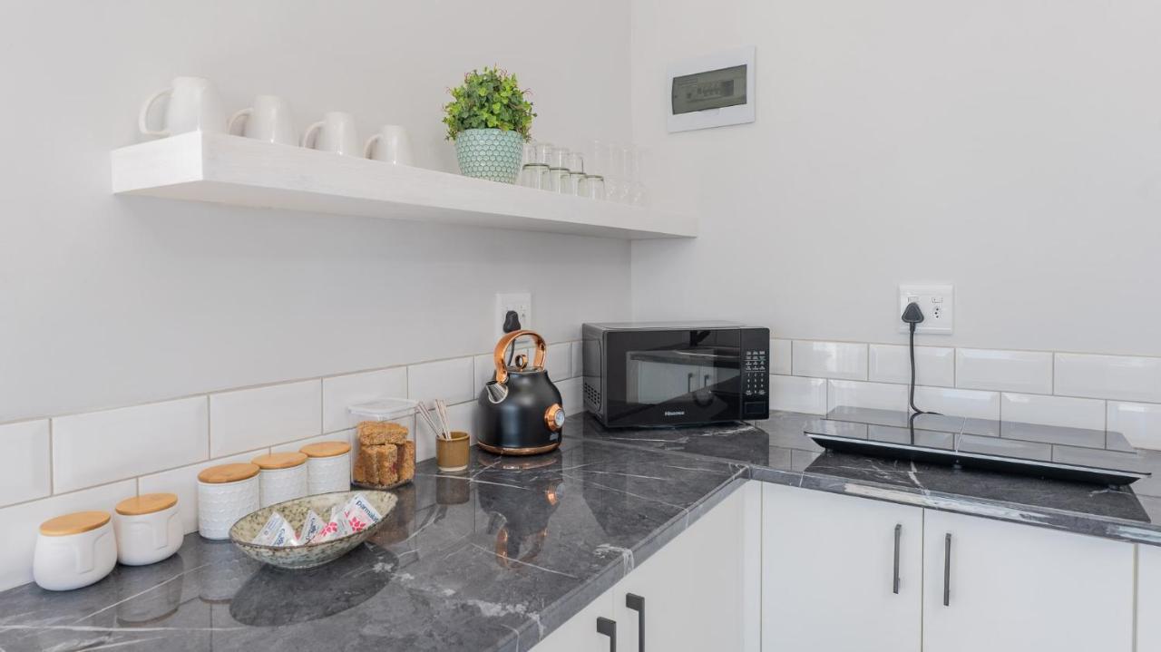 34.4 Degrees South Studio Apartment Agulhas Exterior foto