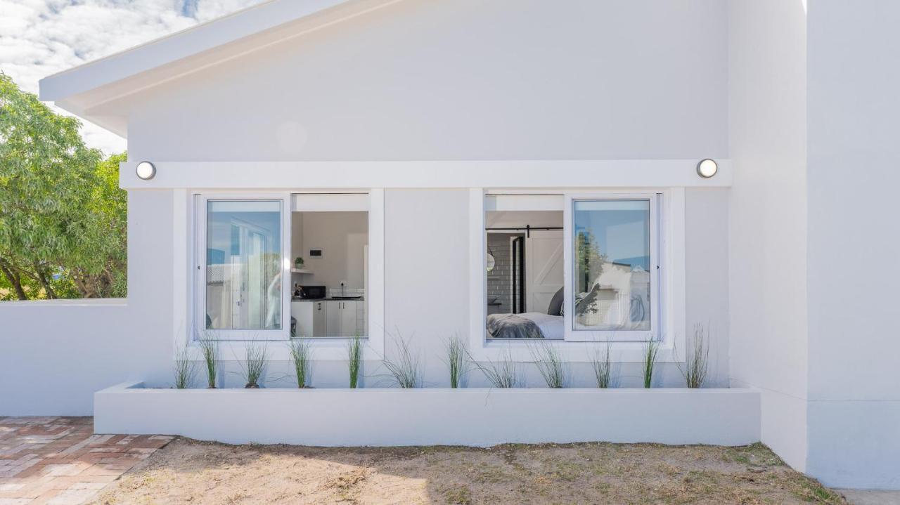 34.4 Degrees South Studio Apartment Agulhas Exterior foto